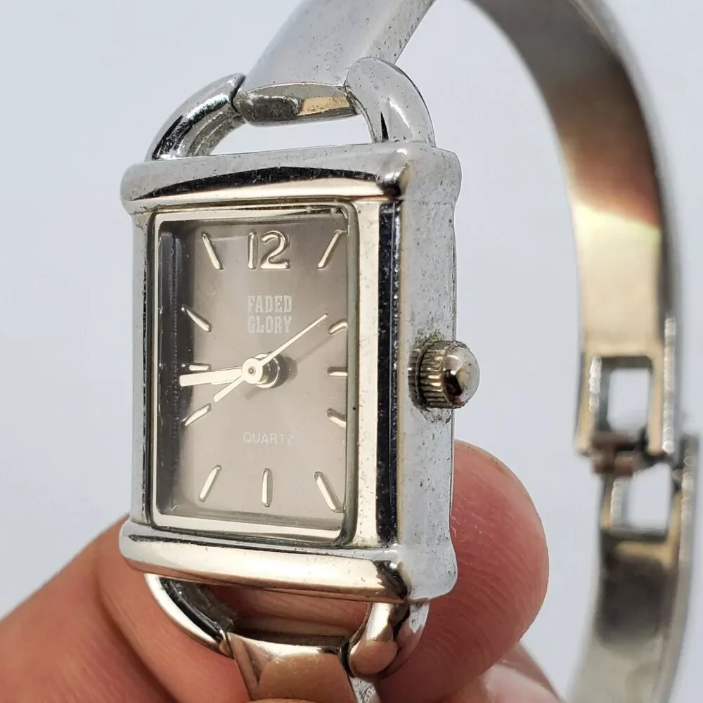 Faded Glory 19MM Women's Watch Dark Gray‎ Dial Gray Band 5